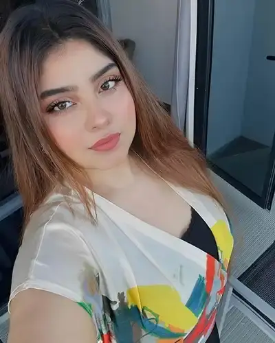 Rishra Escort